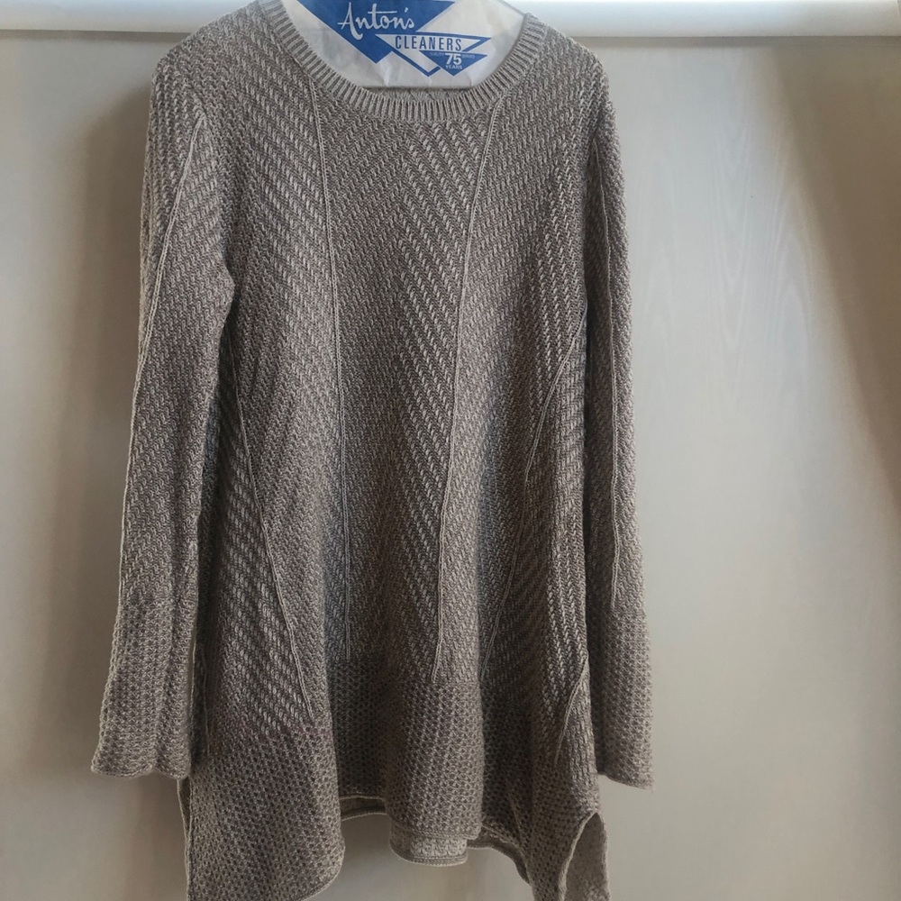 eight eight eight Women’s sweater